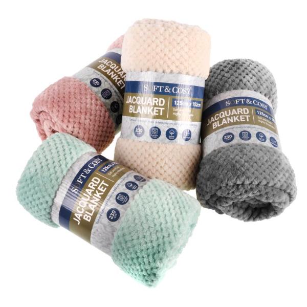 Flannel Fleece Jacquard Blanket - 125cm x 152cm - Image 3