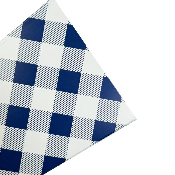 10 Pack Blue Gingham Popcorn Box - 10cm x 6cm x 15cm - Image 4