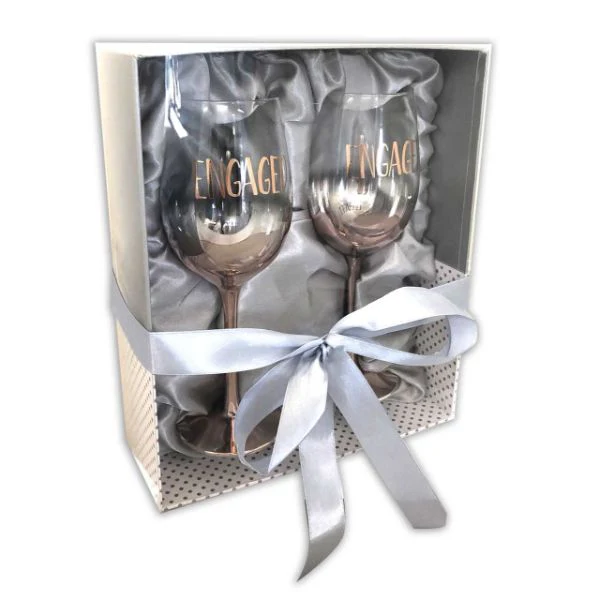 2 Pack Rose Gold Engaged Ombre Wine Glasses - 430ml - Image 2
