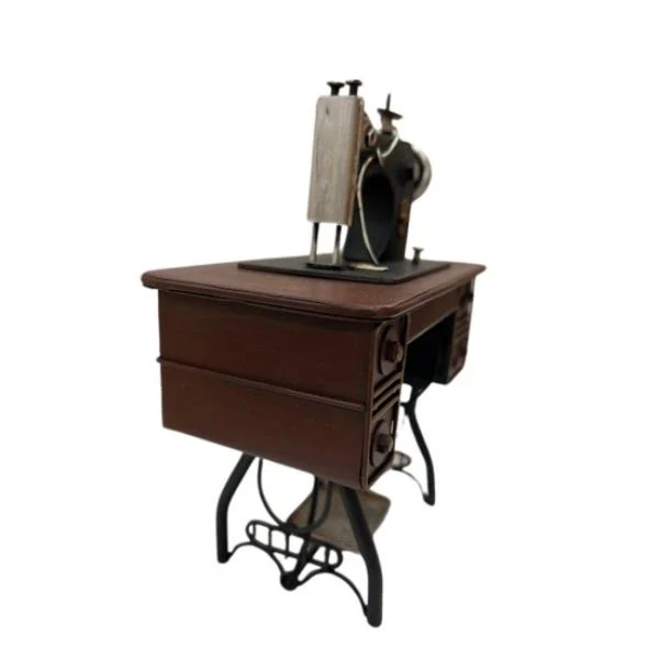Metal Sewing Machine - 16cm x 9cm x 20cm - Image 3