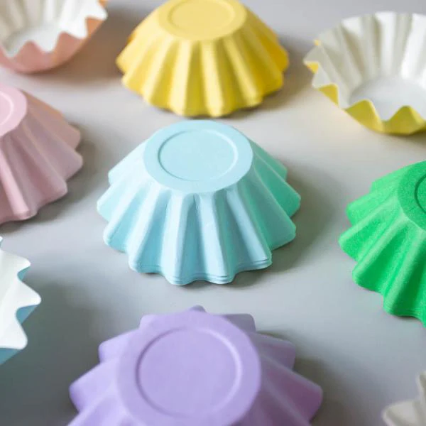 25 Pack Pastel Mix Bloom Caking Cups In Pvc Box - Image 3