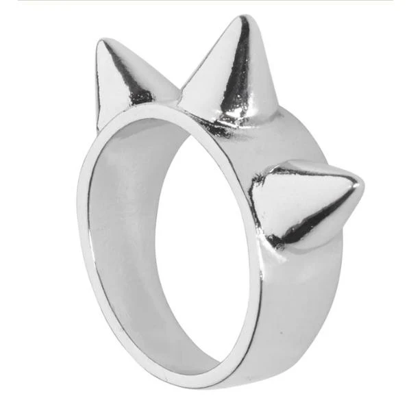 Silver Ring With 3 Spikes