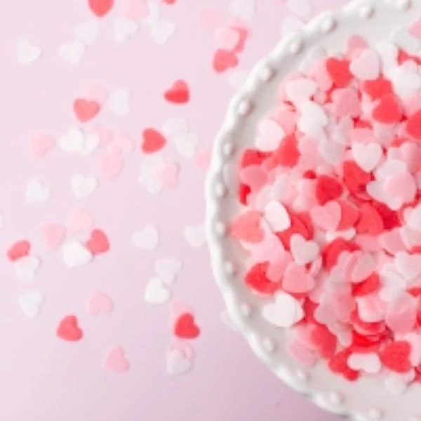 Sprinks Small Valentine Hearts Wafer Decorations - 9g - Image 5