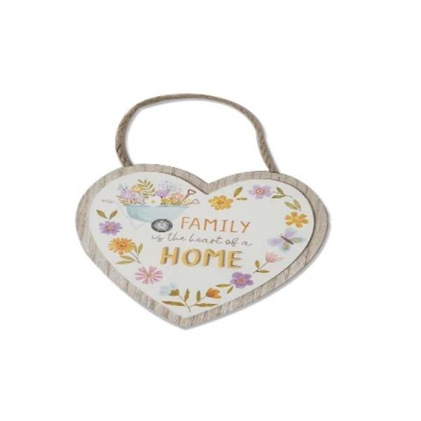 Wooden Heart Plaque Family 18cm